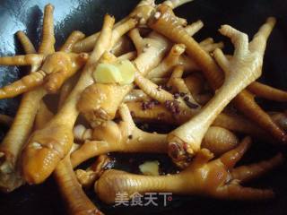 红烧鸡爪的做法步骤：5
