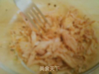 金枪鱼小汉堡的做法步骤：1