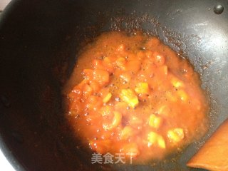 茄汁脆肠意粉的做法步骤：3