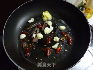 五花腩炖土豆的做法步骤：7