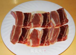 黑椒牛仔骨的做法步骤：2