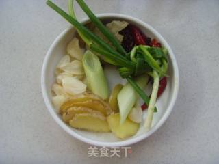 麻辣小龙虾的做法步骤：1