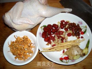 虫草花蒸鸡汤的做法步骤：1