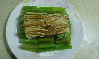 芹菜拌腐竹的做法步骤：9