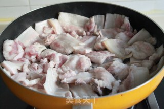 回锅肉的做法步骤：5