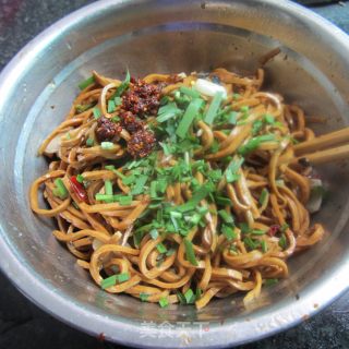 纤纤情，丝丝心------凉拌------卤豆腐丝的做法步骤：4