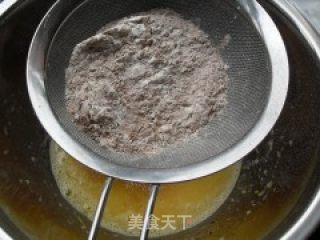 可可戚风的做法步骤：5