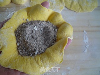 发面南瓜糖饼的做法步骤：8