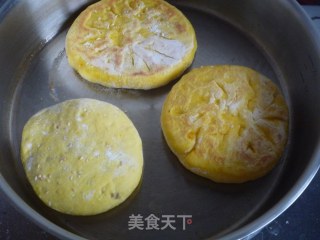 发面南瓜糖饼的做法步骤：11