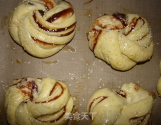 豆沙面包卷的做法步骤：12
