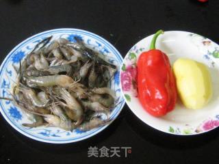 山寨版避风塘虾的做法步骤：1