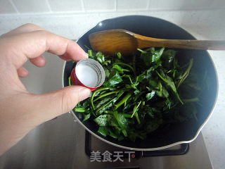 清炒空心菜的做法步骤：5