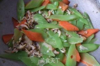 蛤蜊炒莴笋的做法步骤：8