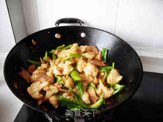 花菜回锅肉的做法步骤：9