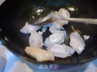 可乐鸡翅【超简单的做法】的做法步骤：3
