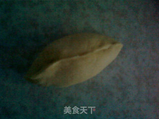 豆沙花型面包的做法步骤：7