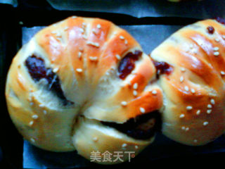 豆沙花型面包的做法步骤：17