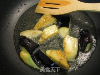 酱爆茄子的做法步骤：9