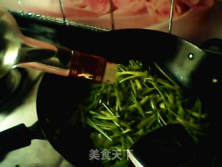 蒜香空心菜的做法步骤：4