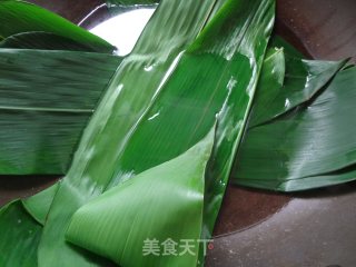 棕香糯米鸡翅的做法步骤：3