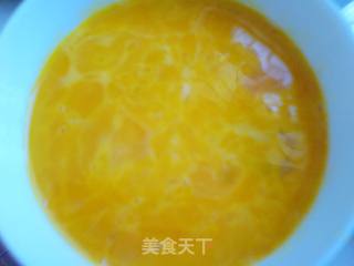 新式青椒炒蛋的做法步骤：2