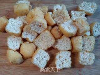 酿豆腐的做法步骤：1