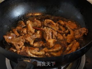 啤酒炖香骨的做法步骤：5