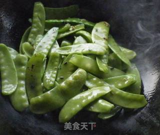 素炒 荷兰豆的做法步骤：6