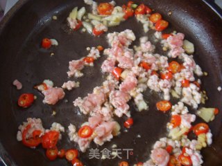 酸豆角肉末炒意粉的做法步骤：7