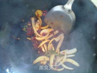 简单版辣爆鱿鱼的做法步骤：5