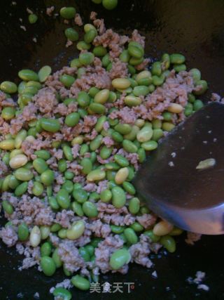 家常小菜——毛豆米烧肉末的做法步骤：5