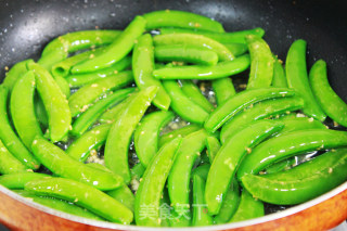 橄榄菜甜豆炒肉丝的做法步骤：7