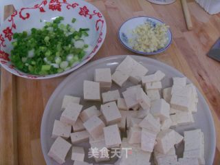 酱烧豆腐的做法步骤：2