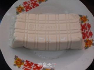 皮蛋豆腐的做法步骤：2