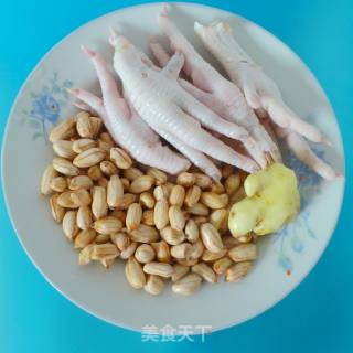 花生焖鸡脚—电饭煲版的做法步骤：1