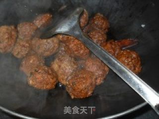 红烧狮子头的做法步骤：9
