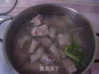 糖醋肋排的做法步骤：3
