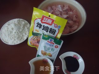 糖醋排骨的做法步骤：1
