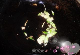 西红柿鸡蛋面的做法步骤：5