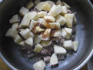 牛肉筋炖土豆的做法步骤：9