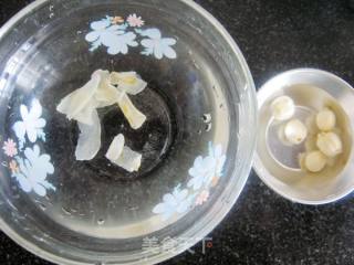 莲子百合绿豆粥的做法步骤：2