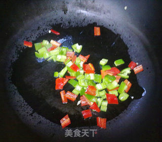青红椒拌茄子 少油的做法步骤：8