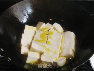 肉丸鲜虾炖豆腐的做法步骤：6
