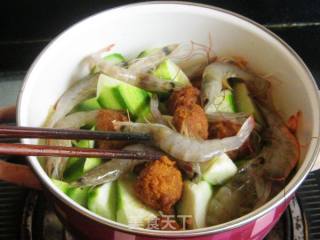 肉丸鲜虾炖豆腐的做法步骤：11