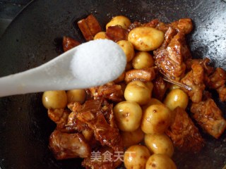 小土豆烧排骨的做法步骤：12