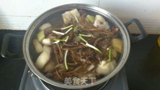 双菇炖老鸭的做法步骤：2