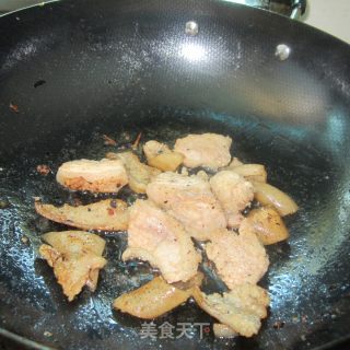 豆瓣酱蒸肉-----家常菜好下饭的做法步骤：2