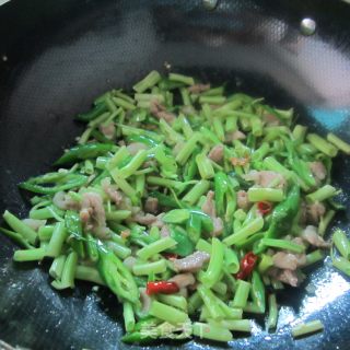空心菜为瘦肉的做法步骤：3