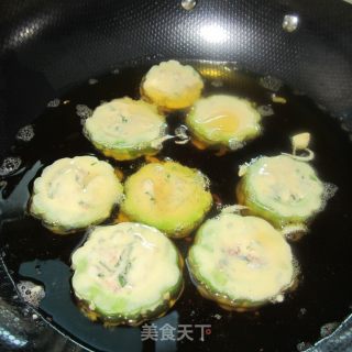 苦瓜酿肉------好吃不苦的做法步骤：9