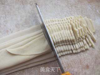 手擀炸酱面的做法步骤：5